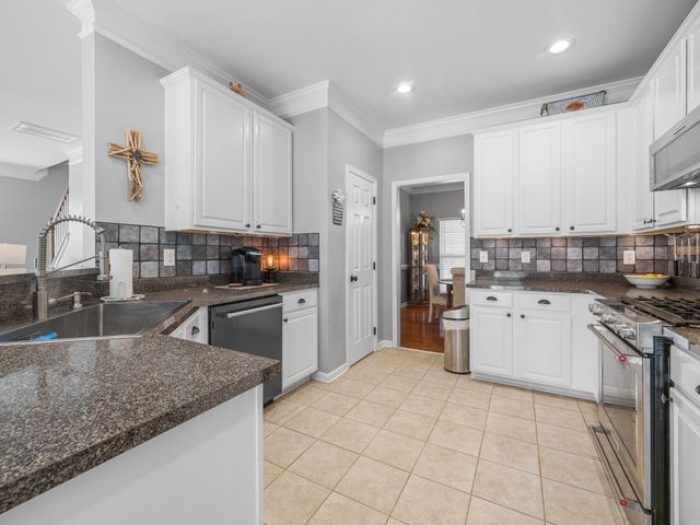 55 Killarney Lane, Greer, SC 29650