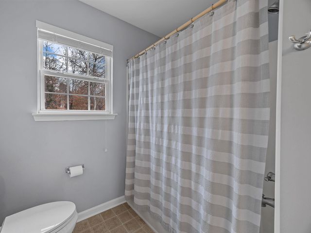 55 Killarney Lane, Greer, SC 29650