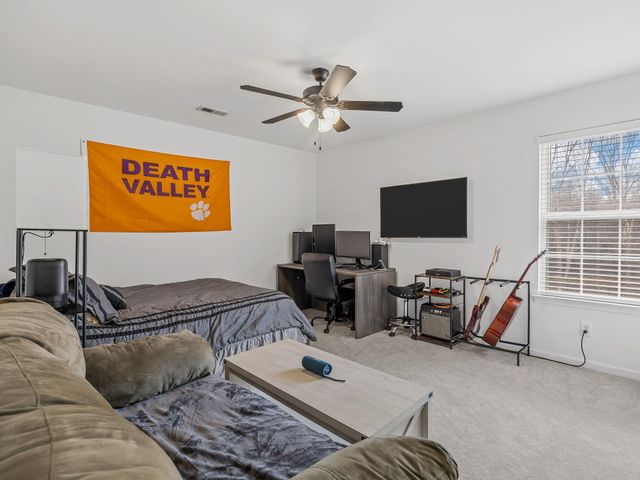 55 Killarney Lane, Greer, SC 29650