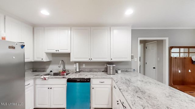 136 Westlake Drive, Brandon, MS 39047