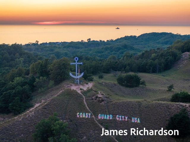 300 Washington Avenue 8, Grand Haven City, MI 49417