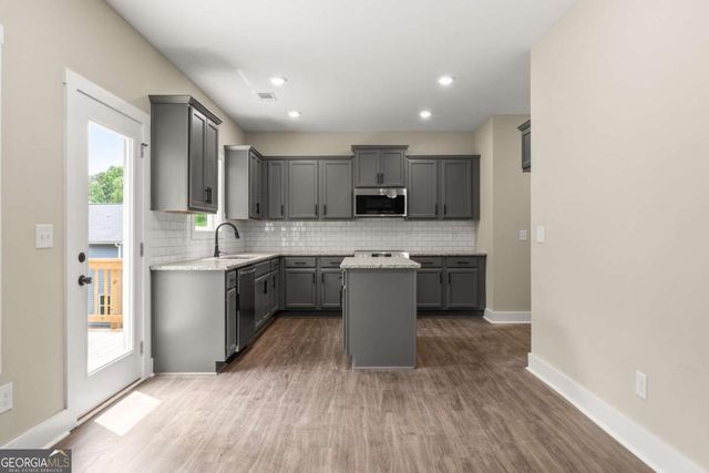 500 BENSON MEADOWS Drive, Dallas, GA 30157