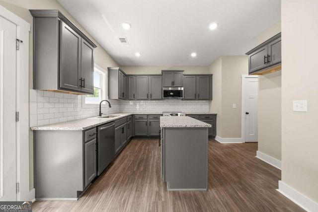 500 BENSON MEADOWS Drive, Dallas, GA 30157