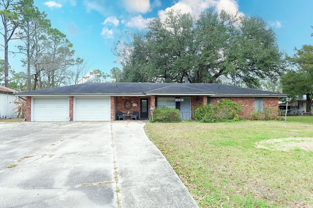 317 Patrick Dr, Schriever, LA 70395