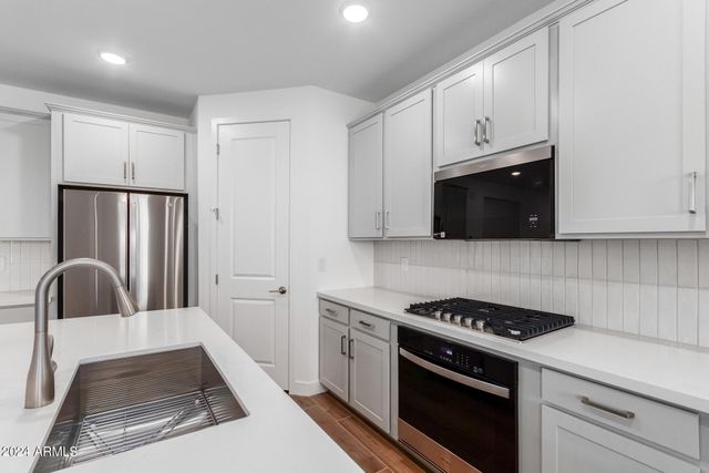 44312 N 44th Lane, New River, AZ 85087