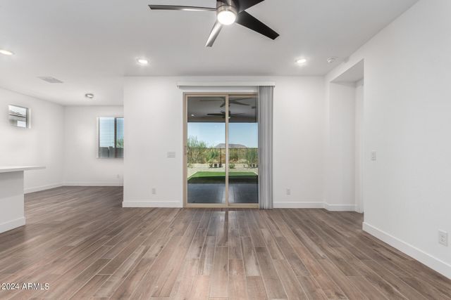 44312 N 44th Lane, New River, AZ 85087