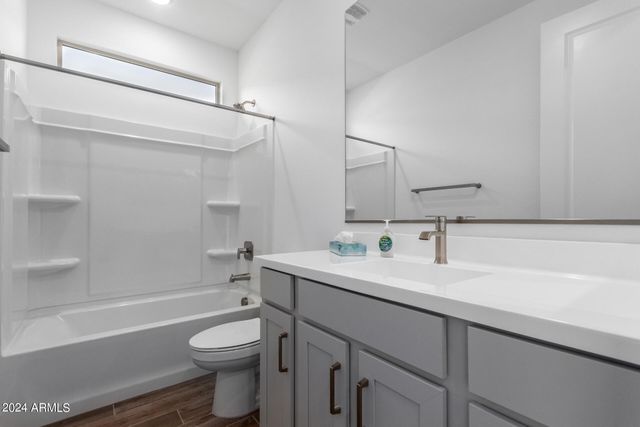 44312 N 44th Lane, New River, AZ 85087