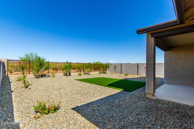 44312 N 44th Lane, New River, AZ 85087