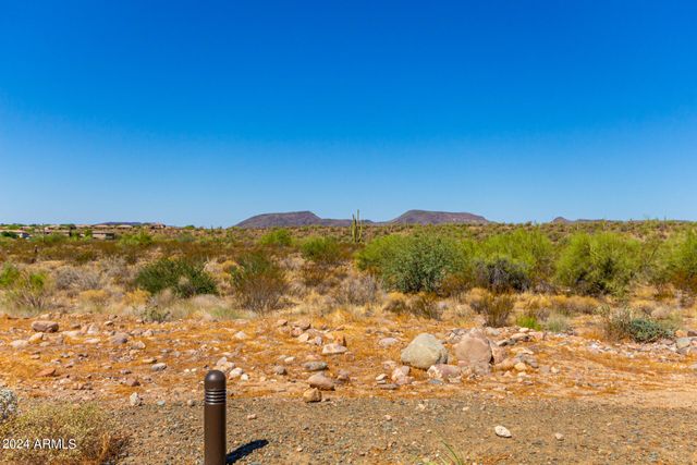 44312 N 44th Lane, New River, AZ 85087