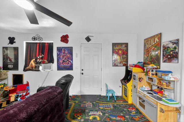 1005 Hawk Ave, Sacramento, CA 95833