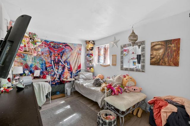 1005 Hawk Ave, Sacramento, CA 95833