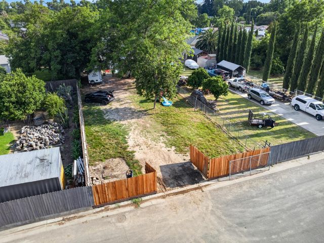 1005 Hawk Ave, Sacramento, CA 95833