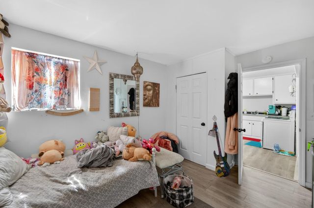 1005 Hawk Ave, Sacramento, CA 95833