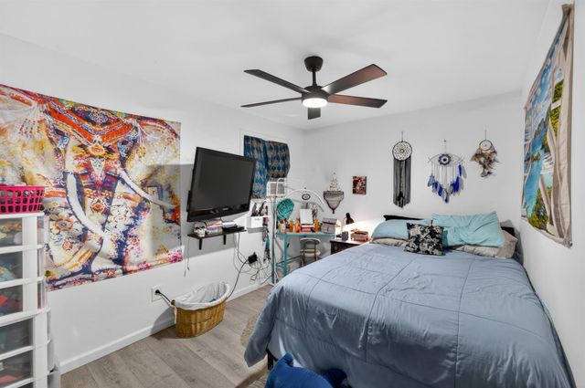 1005 Hawk Ave, Sacramento, CA 95833