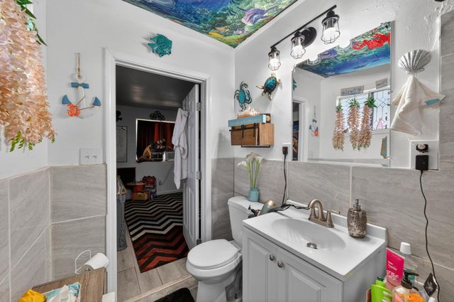 1005 Hawk Ave, Sacramento, CA 95833