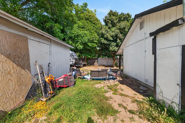 1005 Hawk Ave, Sacramento, CA 95833