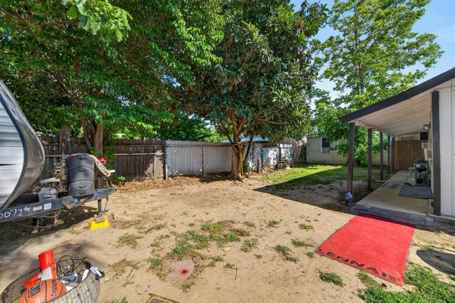 1005 Hawk Ave, Sacramento, CA 95833