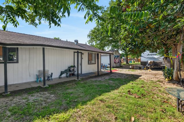 1005 Hawk Ave, Sacramento, CA 95833