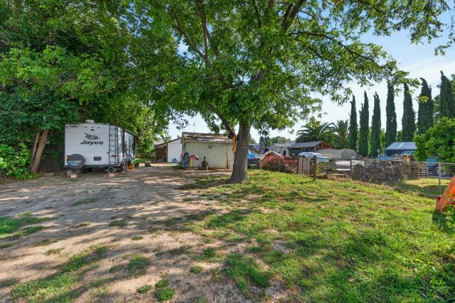 1005 Hawk Ave, Sacramento, CA 95833