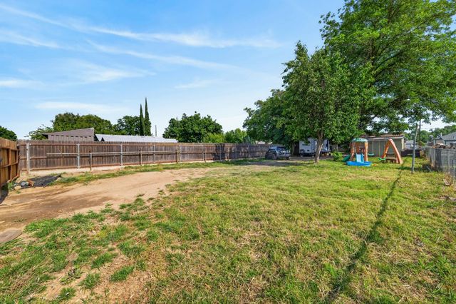 1005 Hawk Ave, Sacramento, CA 95833