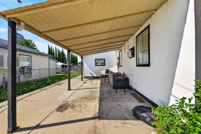 1005 Hawk Ave, Sacramento, CA 95833