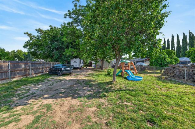 1005 Hawk Ave, Sacramento, CA 95833