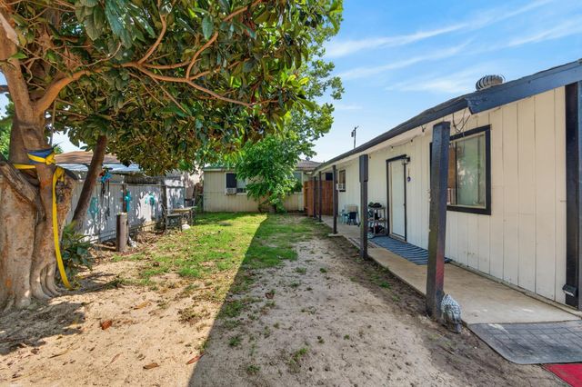 1005 Hawk Ave, Sacramento, CA 95833
