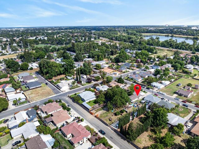1005 Hawk Ave, Sacramento, CA 95833