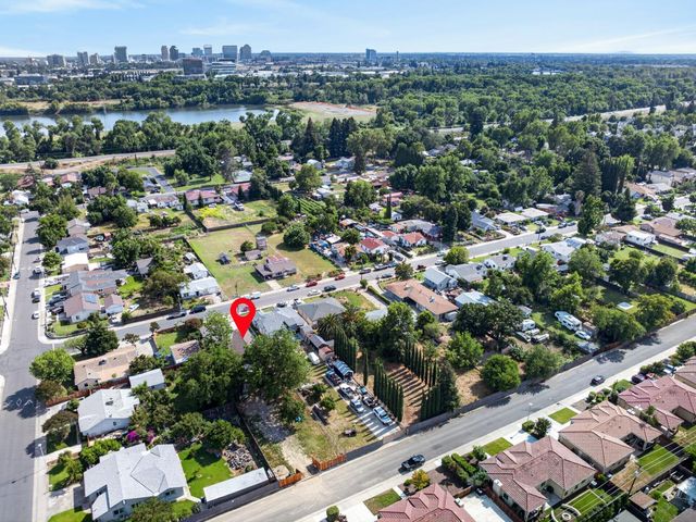 1005 Hawk Ave, Sacramento, CA 95833