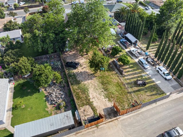1005 Hawk Ave, Sacramento, CA 95833