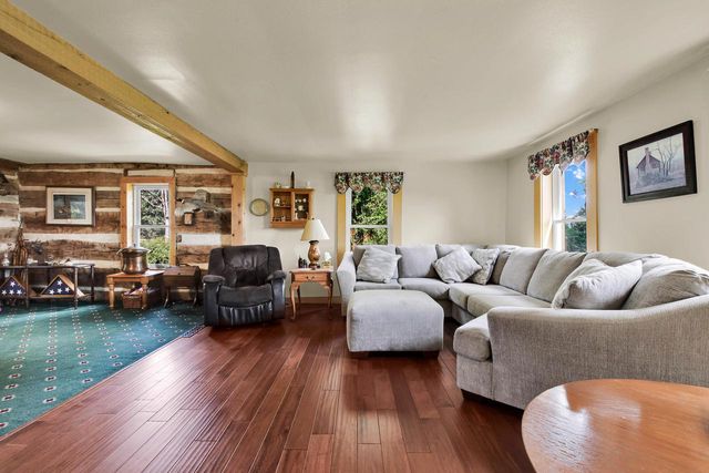 6386 Alpine DRIVE, West Bend, WI 53095