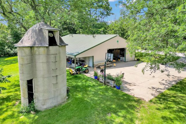 6386 Alpine DRIVE, West Bend, WI 53095