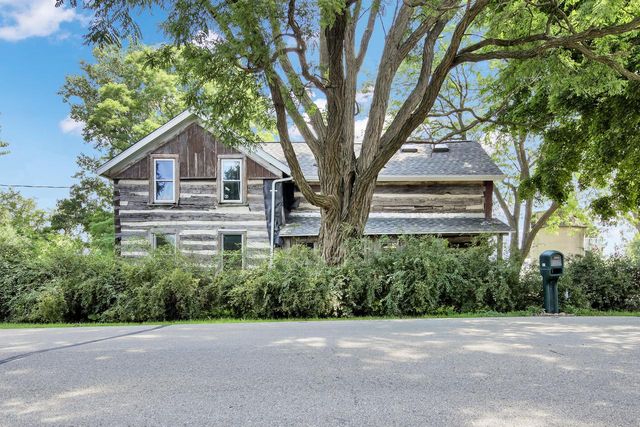 6386 Alpine DRIVE, West Bend, WI 53095