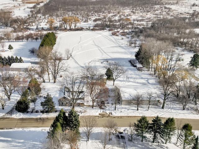 6386 Alpine DRIVE, West Bend, WI 53095