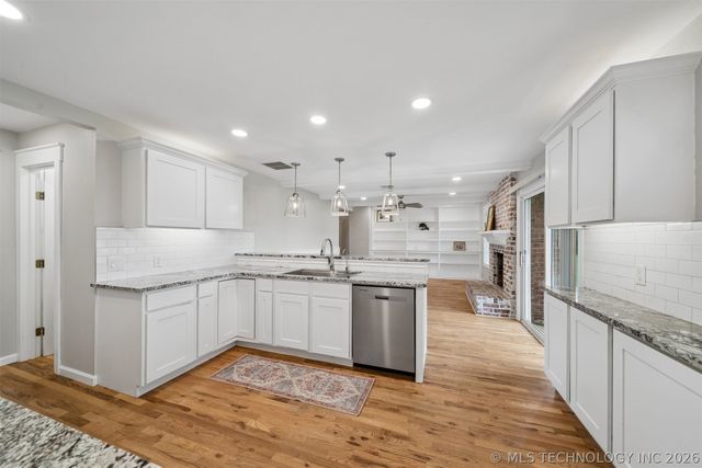 11800 E 106th Street N, Owasso, OK 74055