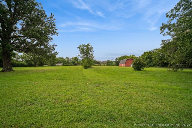 11800 E 106th Street N, Owasso, OK 74055