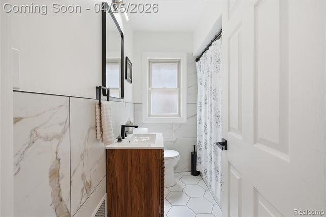 4612 Balfour Road, Detroit, MI 48224