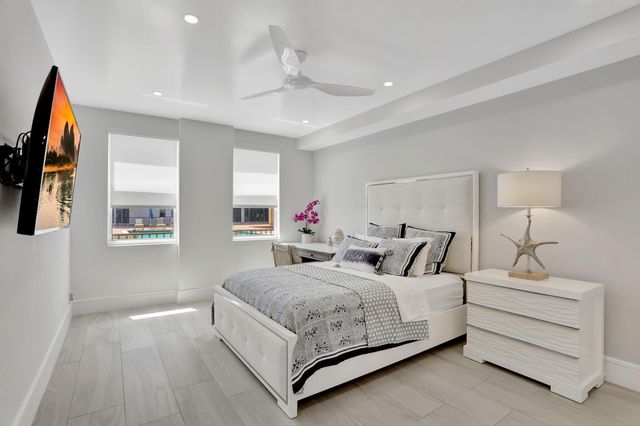 1149 Hillsboro Mile 112, Hillsboro Beach, FL 33062