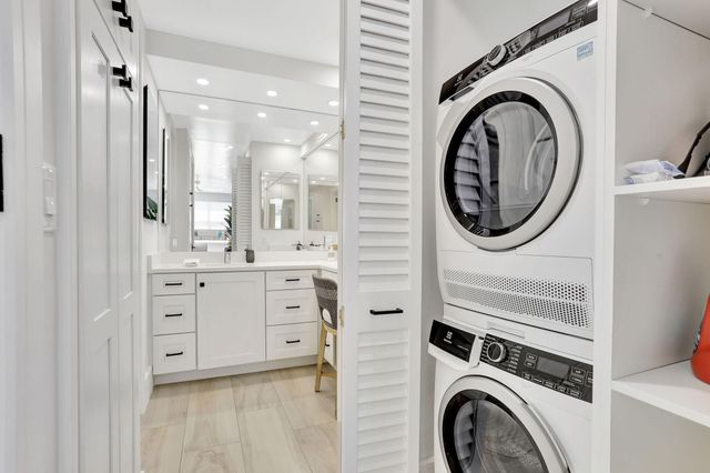 1149 Hillsboro Mile 112, Hillsboro Beach, FL 33062