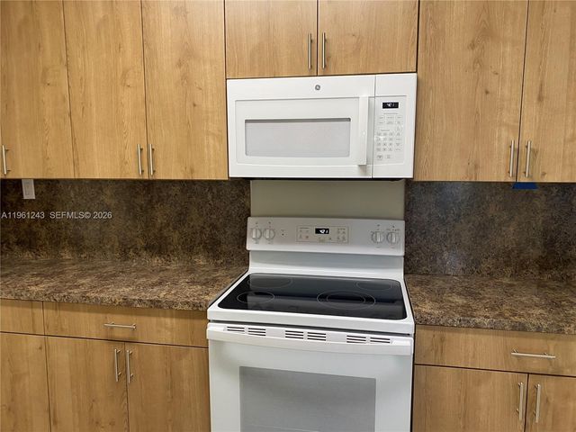 1158 SW 11th Ave 1160, Miami, FL 33129