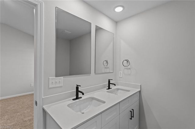 407 Pinnacle Drive, Randleman, NC 27317