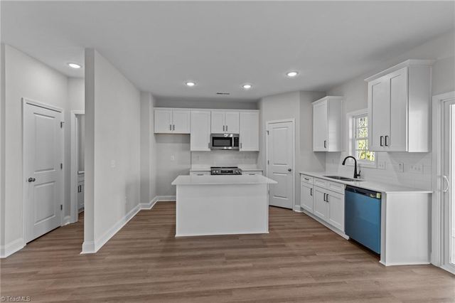 407 Pinnacle Drive, Randleman, NC 27317