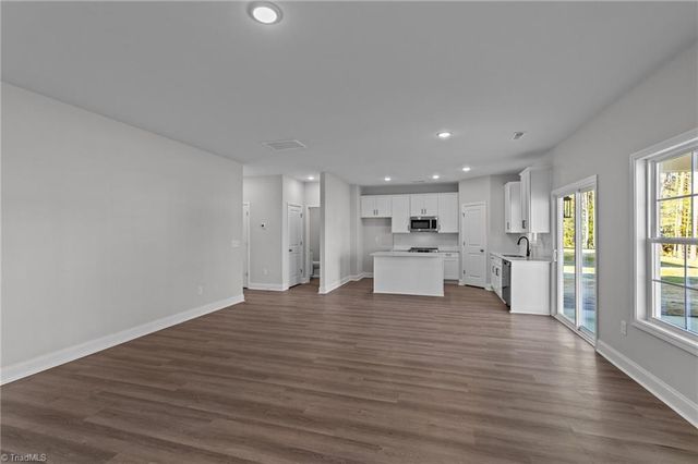 407 Pinnacle Drive, Randleman, NC 27317