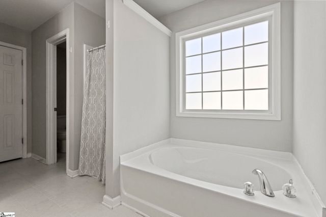 401 Plum Hill Way, Simpsonville, SC 29680