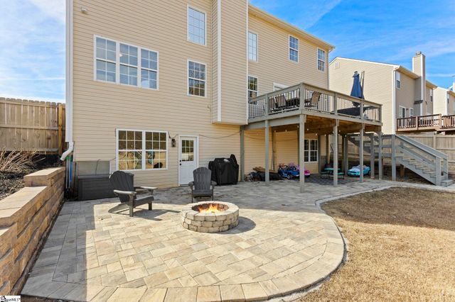 401 Plum Hill Way, Simpsonville, SC 29680