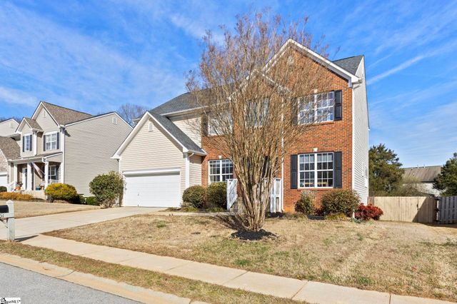 401 Plum Hill Way, Simpsonville, SC 29680