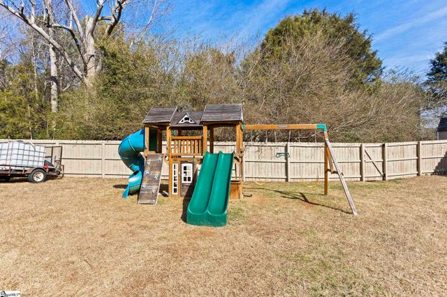 401 Plum Hill Way, Simpsonville, SC 29680