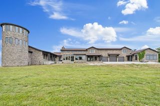395 Tracy Street, Branson, MO 65616