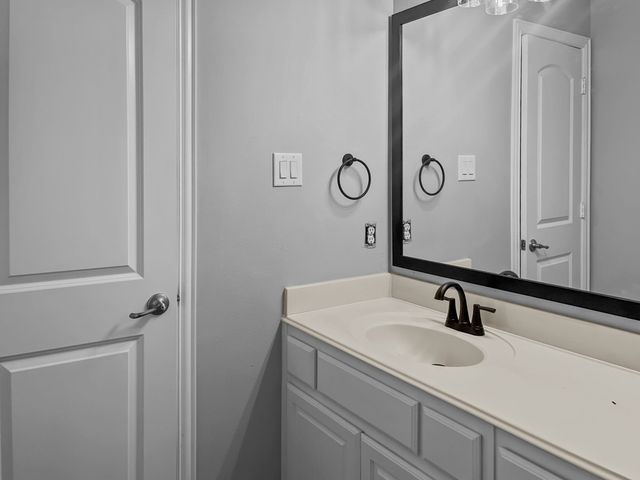 673 W Talon Drive, Frisco, TX 75033