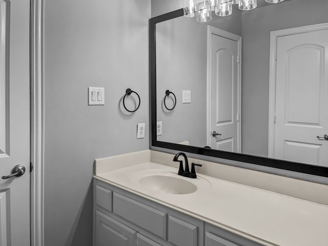 673 W Talon Drive, Frisco, TX 75033